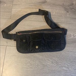 Lululemon waist bag